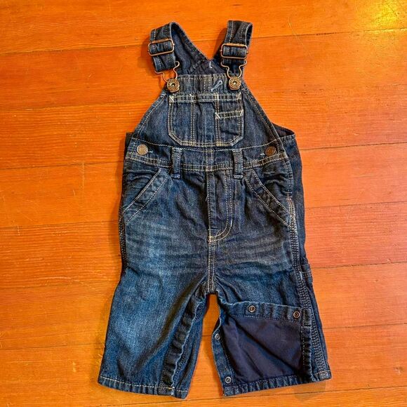 Baby Gap Blue Denim Overalls Size 0-3 Months - Picture 1 of 4
